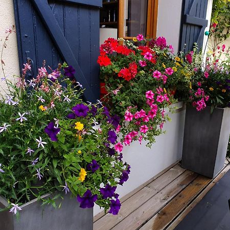 Les Glycines Bed & Breakfast อูริ ภายนอก รูปภาพ