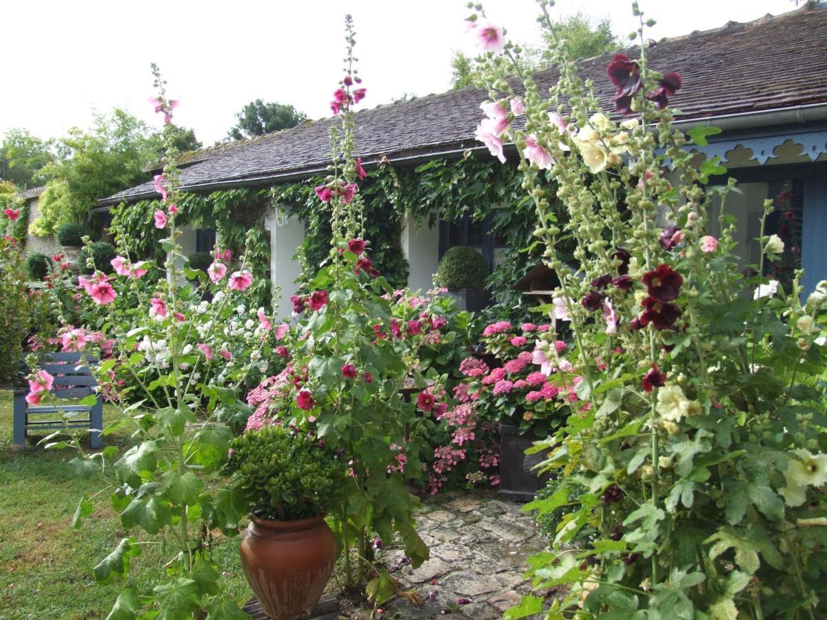 Les Glycines Bed & Breakfast อูริ ภายนอก รูปภาพ