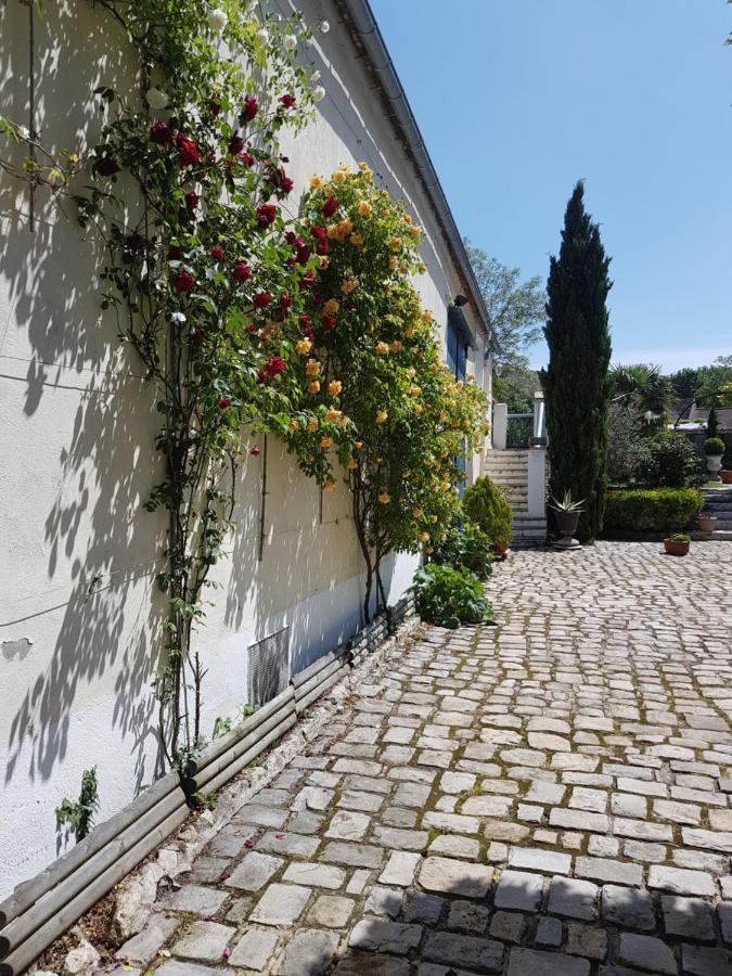 Les Glycines Bed & Breakfast อูริ ภายนอก รูปภาพ